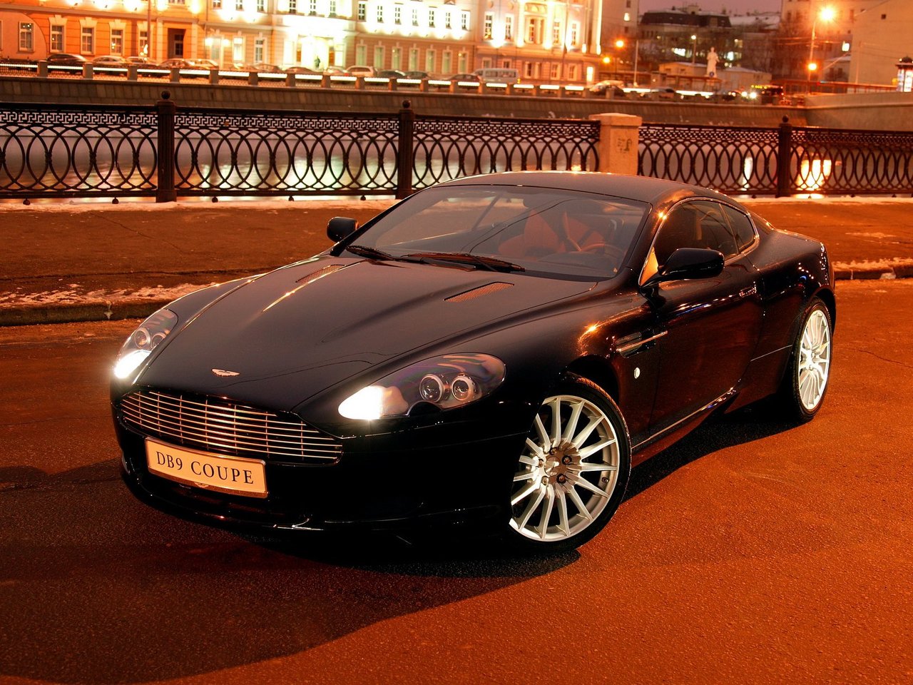 Aston Martin DB9 I (Купе, 2003-2008)