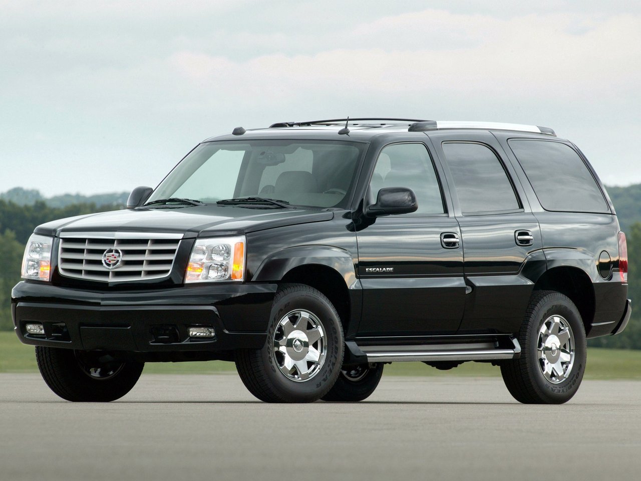 Cadillac Escalade II (Внедорожник 5 дверей, 2002-2006)