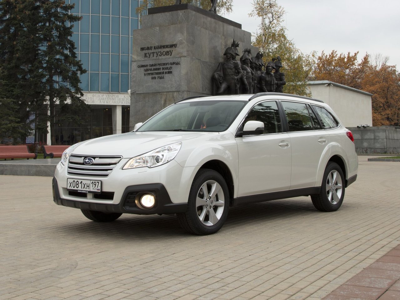 Subaru Outback IV Рестайлинг (5-дверный универсал, 2012-2014)