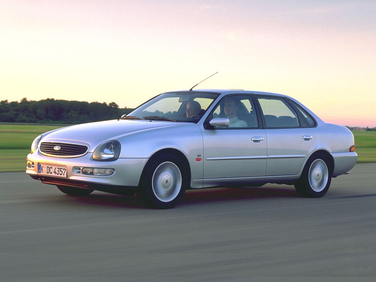 Ford Scorpio