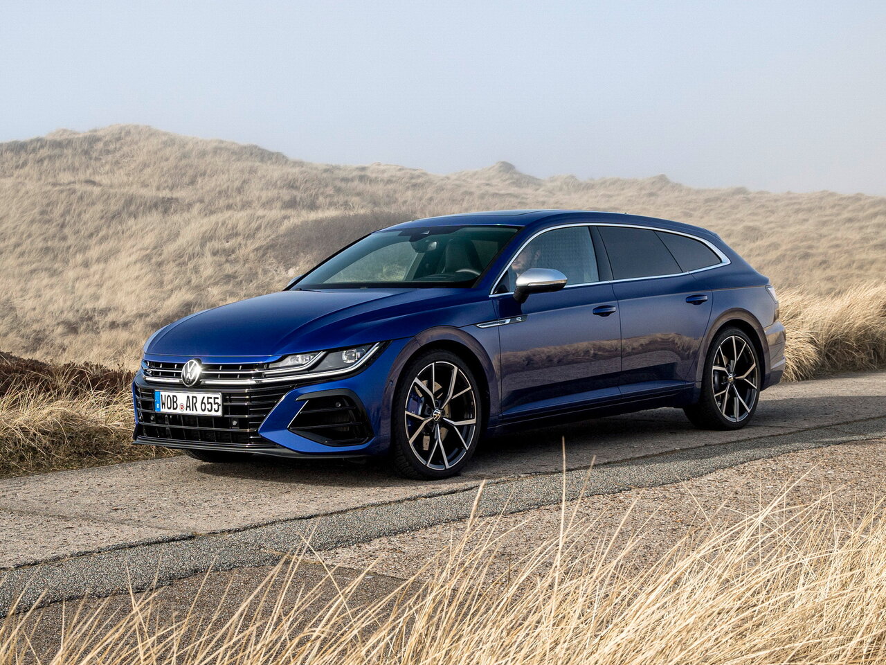 Volkswagen Arteon R (5-дверный универсал, 2020-н.в.)