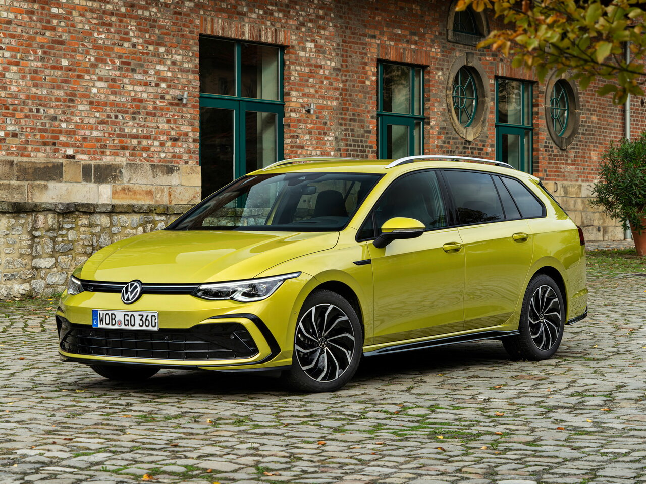 Volkswagen Golf VIII (5-дверный универсал, 2019-н.в.)