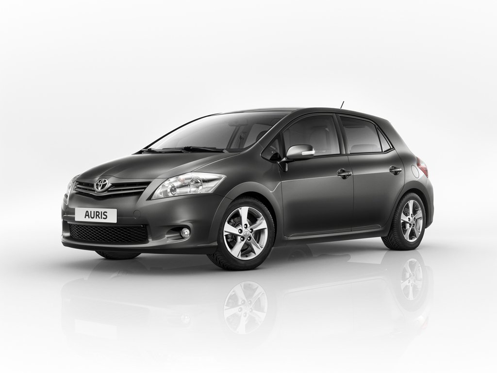 Toyota Auris I Рестайлинг (Хэтчбек 5 дверей, 2010-2012)