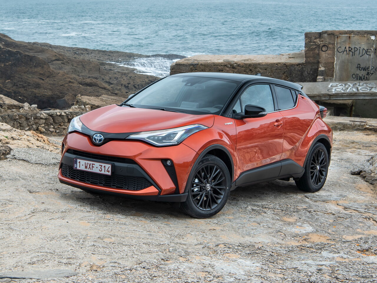 Toyota C-HR I Рестайлинг (Внедорожник 5 дверей, 2019-н.в.)