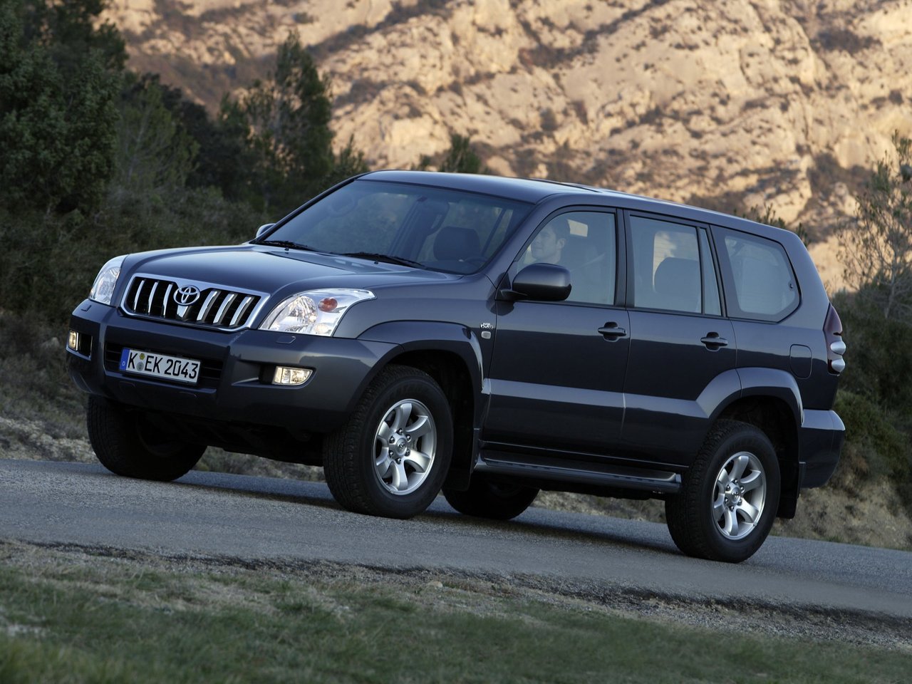 Toyota Land Cruiser Prado 120 Series Рестайлинг (Внедорожник 5 дверей, 2007-2009)