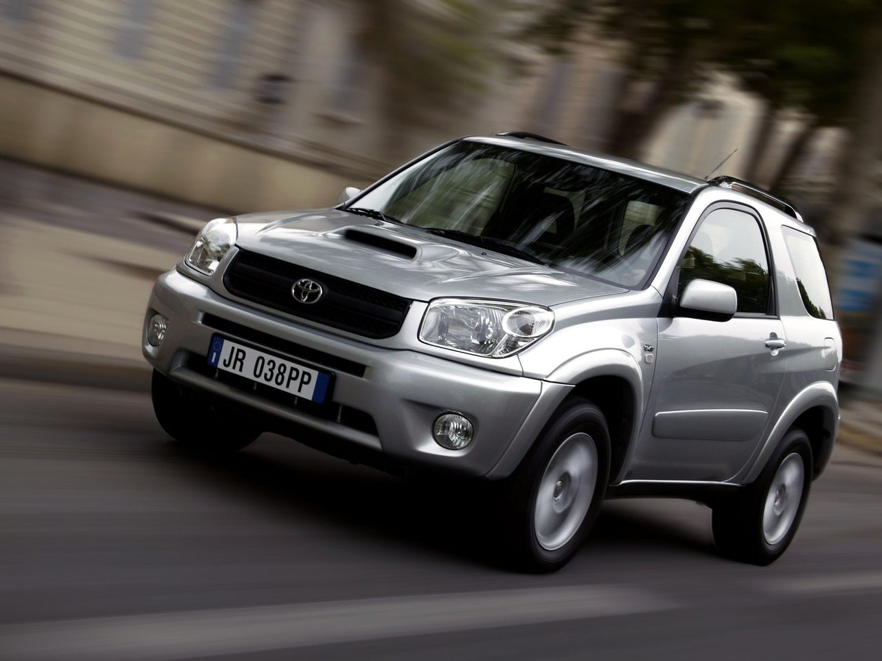 Toyota RAV 4 II XA20 Рестайлинг (Внедорожник 3 двери, 2003-2006)