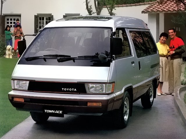 Toyota TownAce I (Компактвэн, 1982-1988)