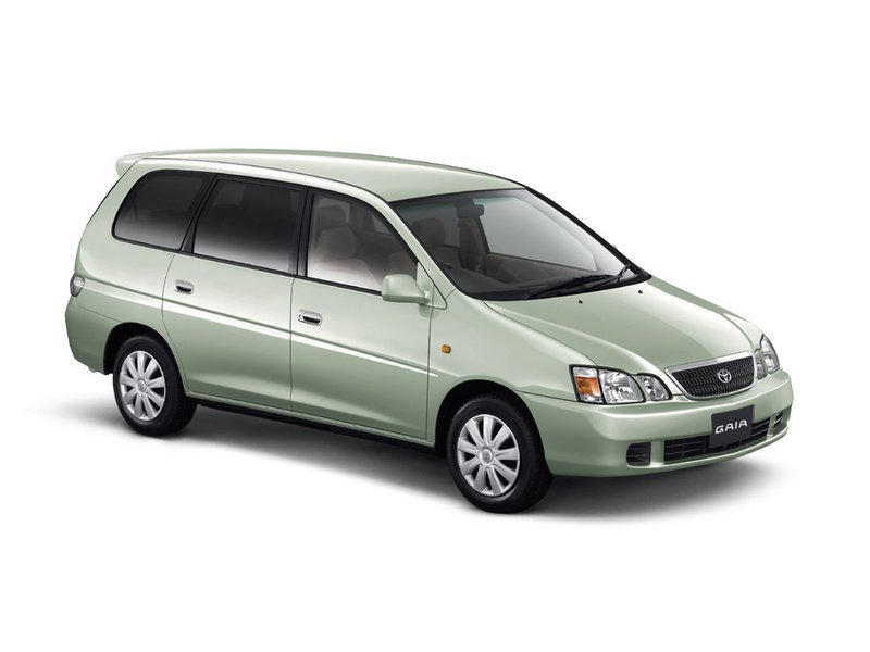 Toyota Gaia (Компактвэн, 1998-2004)