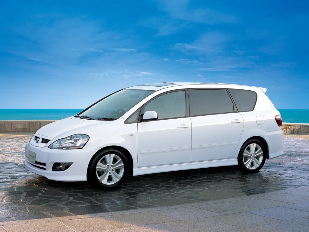 Toyota Ipsum II M20 Рестайлинг (Компактвэн, 2003-2009)