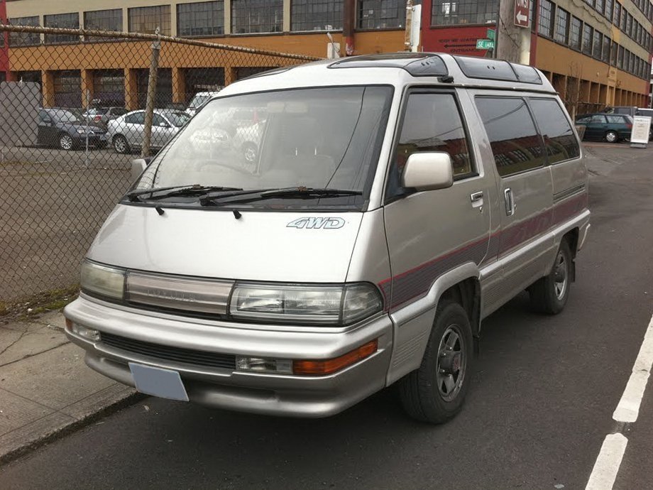 Toyota MasterAce Surf