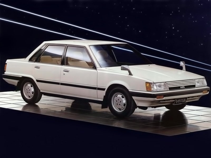 Toyota Vista I V10 (Седан, 1982-1986)