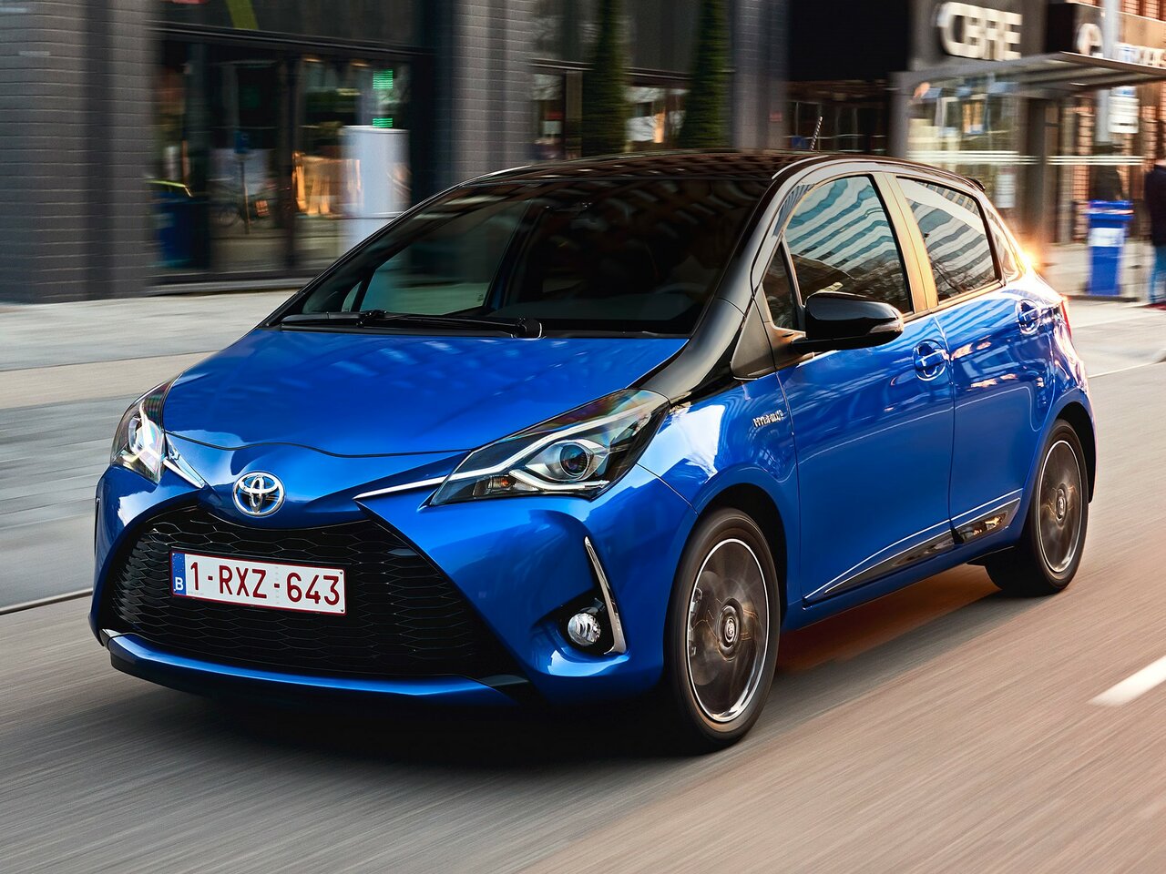 Toyota Vitz III XP130 Рестайлинг 2 (Хэтчбек 5 дверей, 2017-2020)