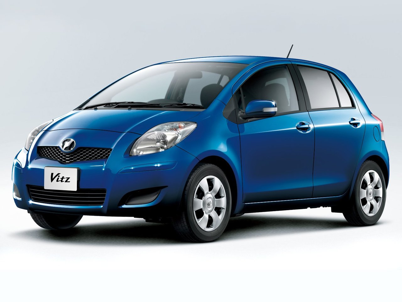 Toyota Vitz II XP90 (Хэтчбек 5 дверей, 2005-2011)