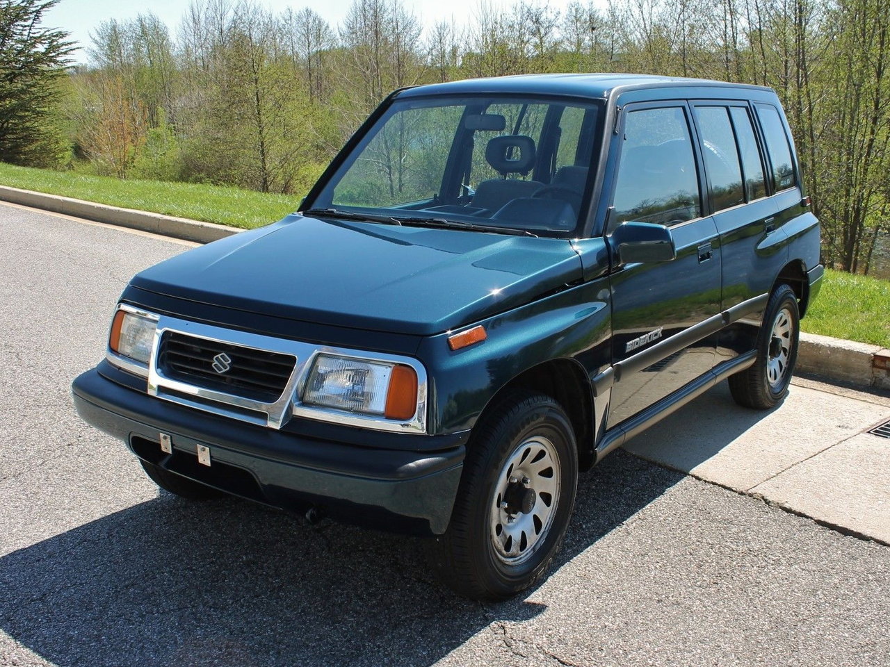 Suzuki Sidekick I (Внедорожник 5 дверей, 1988-1998)