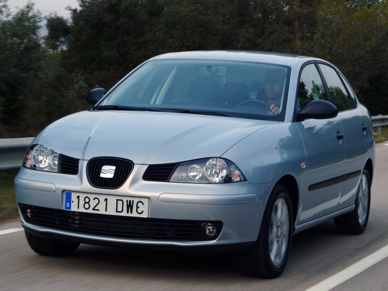 SEAT Cordoba II Рестайлинг (Седан, 2006-2009)