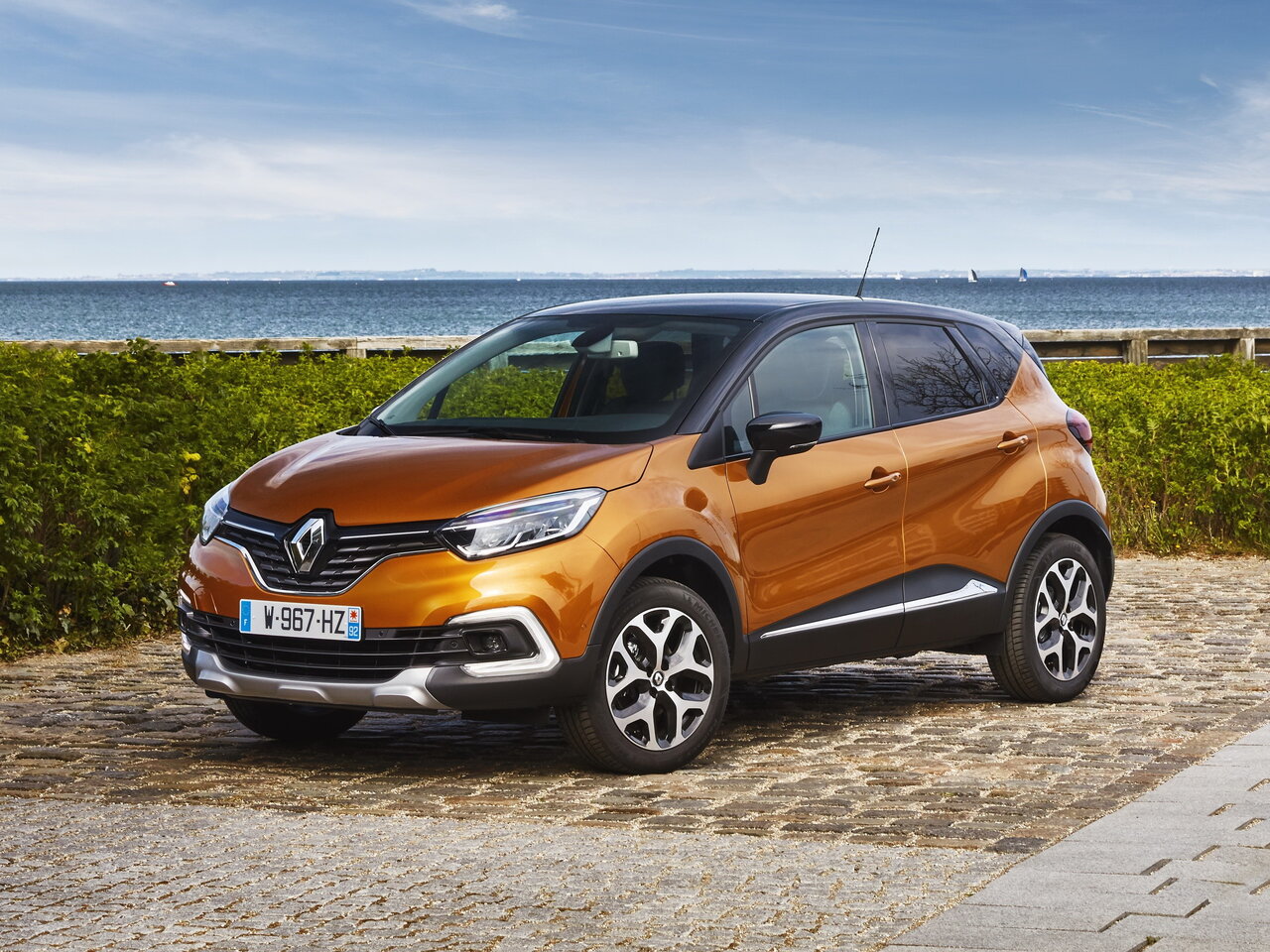 Renault Captur I Рестайлинг (Внедорожник 5 дверей, 2017-2019)