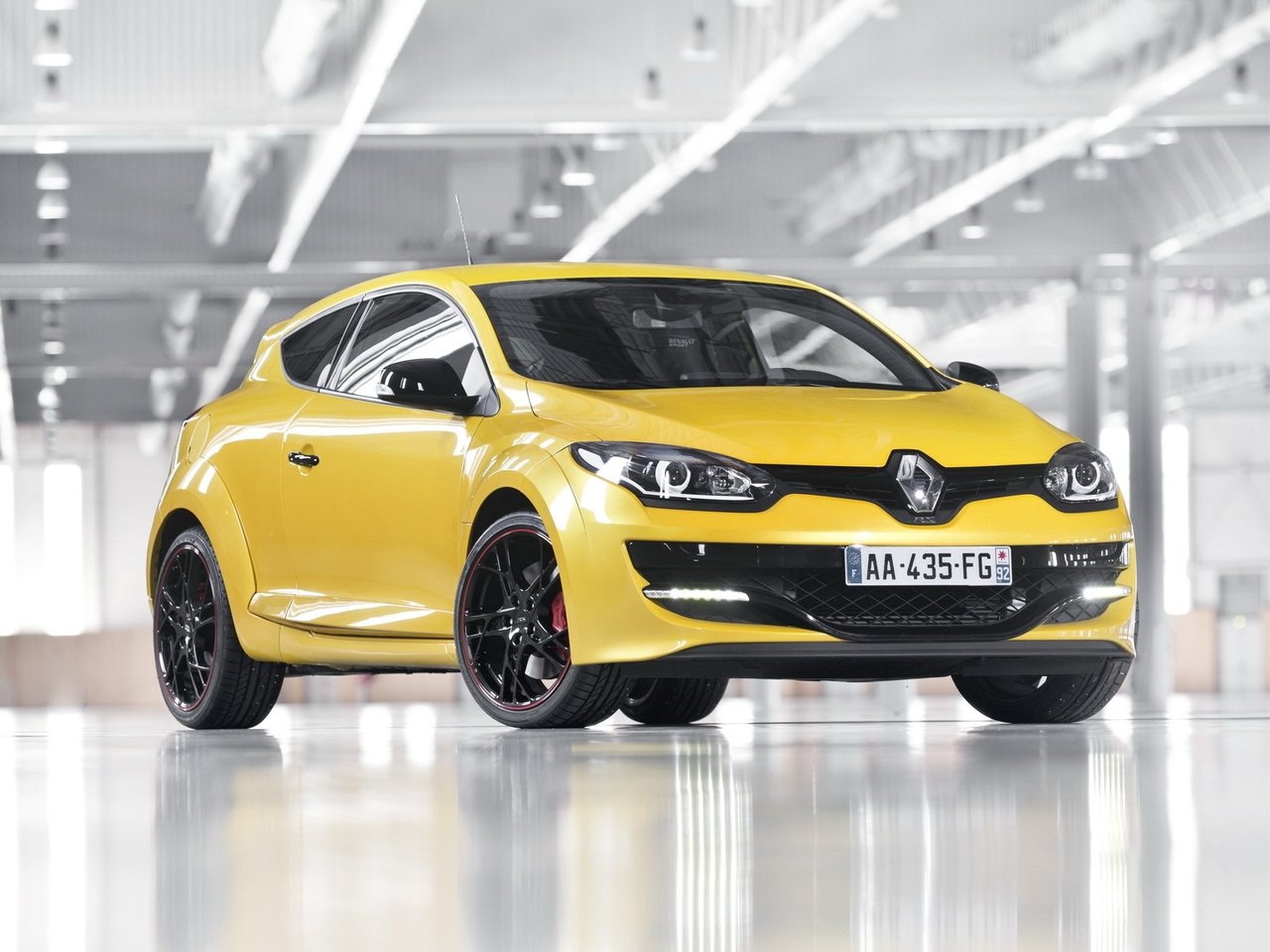 Renault Megane RS III Рестайлинг (Хэтчбек 3 двери, 2013-н.в.)