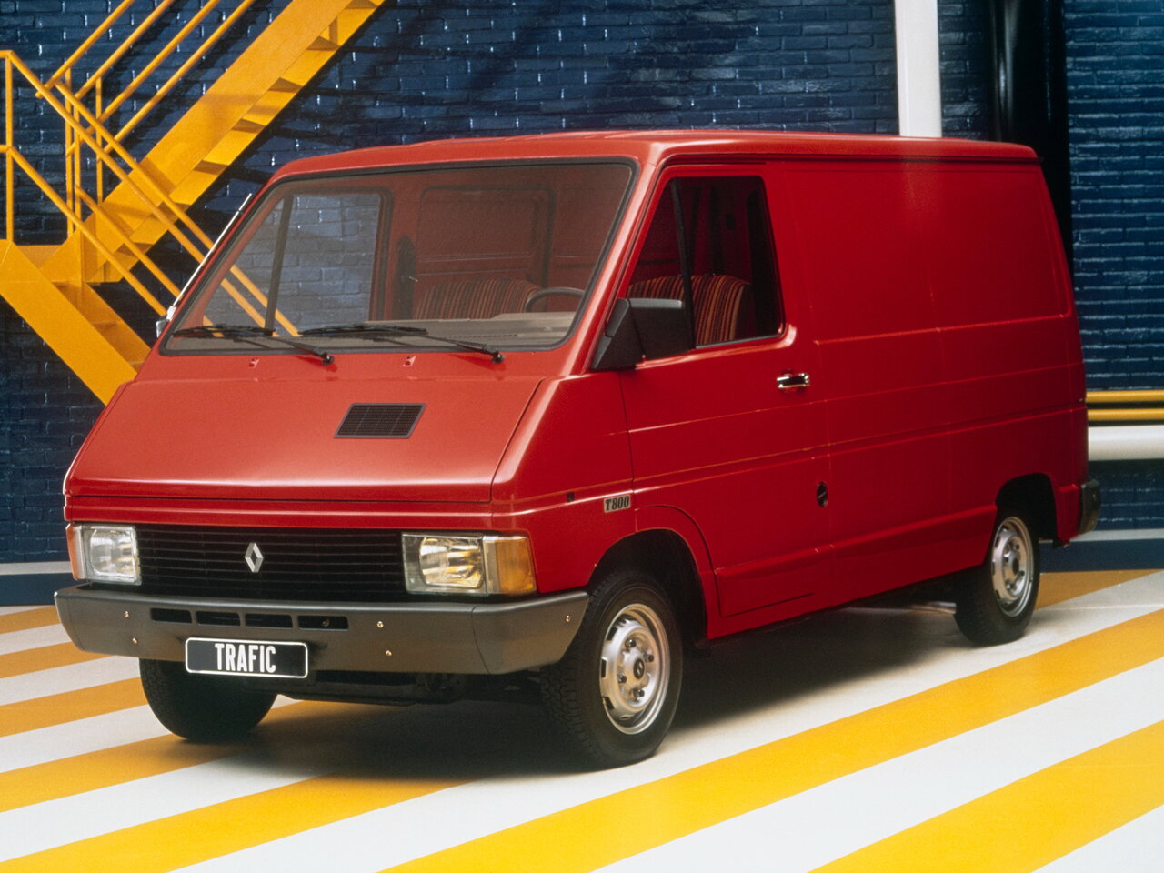 Renault Trafic I (Фургон, 1980-1989)