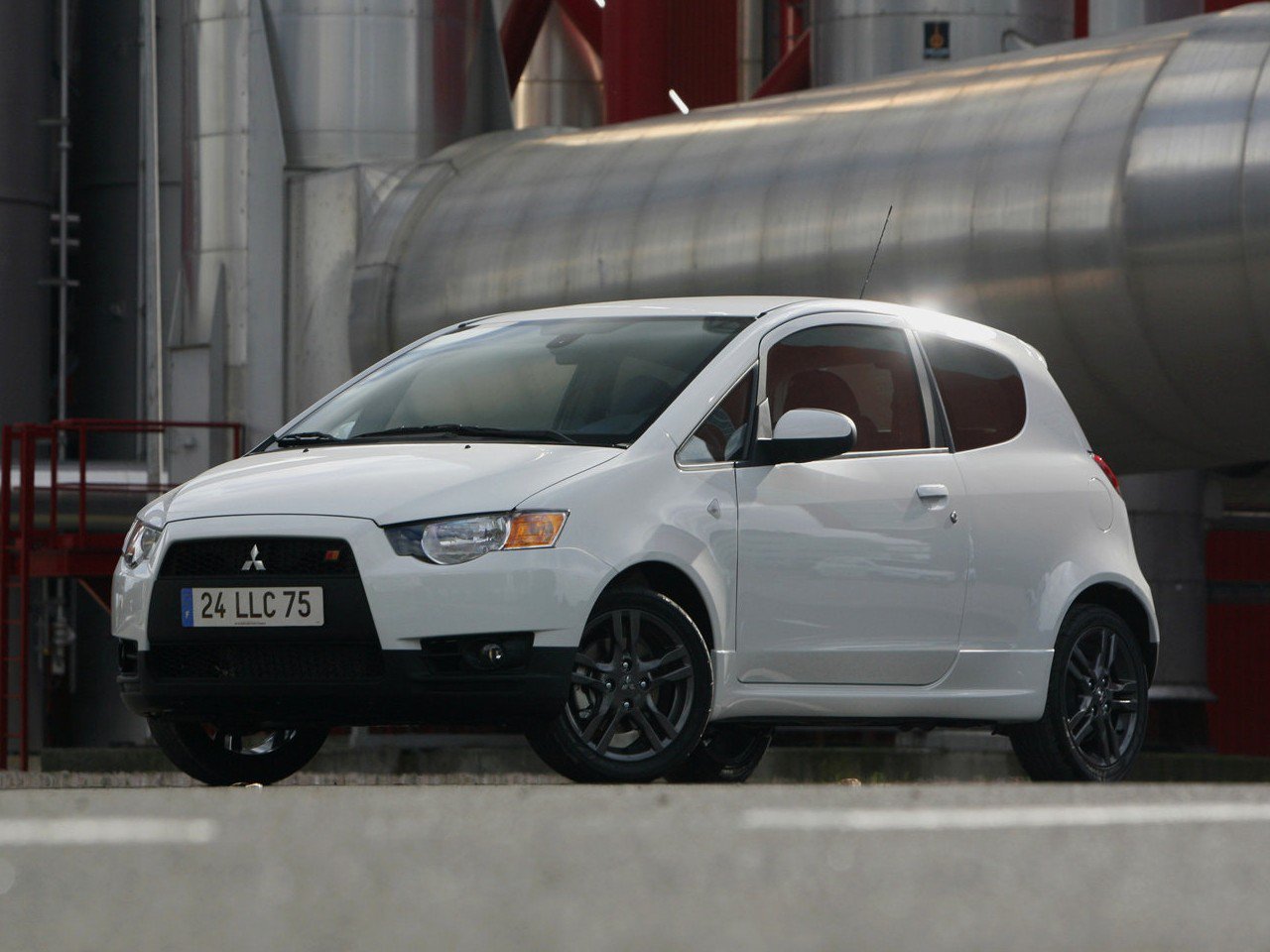 Mitsubishi Colt VII Рестайлинг (Хэтчбек 3 двери, 2008-2012)