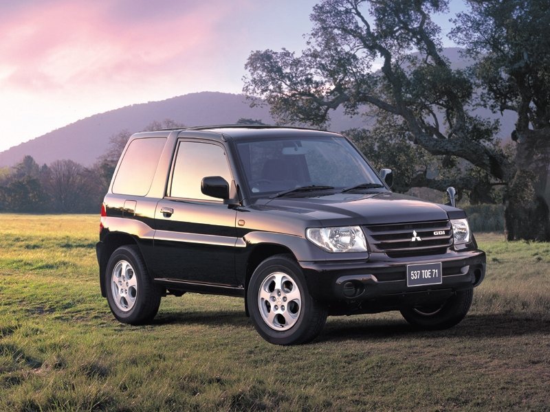 Mitsubishi Pajero iO (Внедорожник 3 двери, 1998-2007)