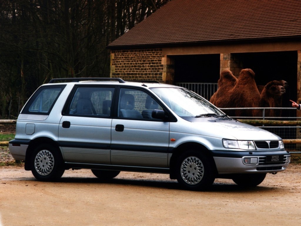 Mitsubishi Space Wagon II (Компактвэн, 1991-1998)