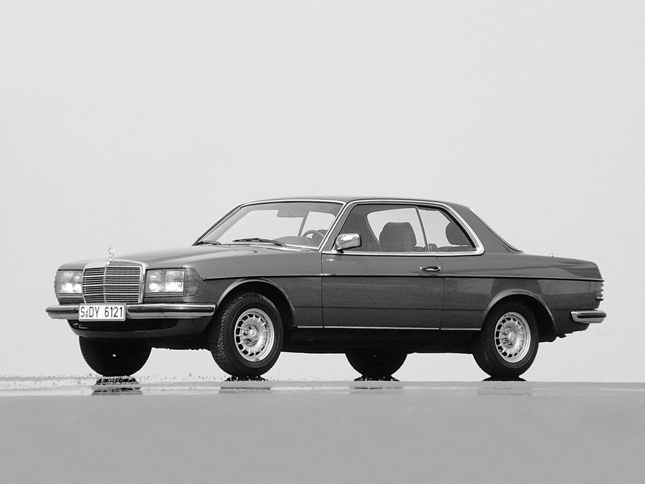 Mercedes-Benz W123