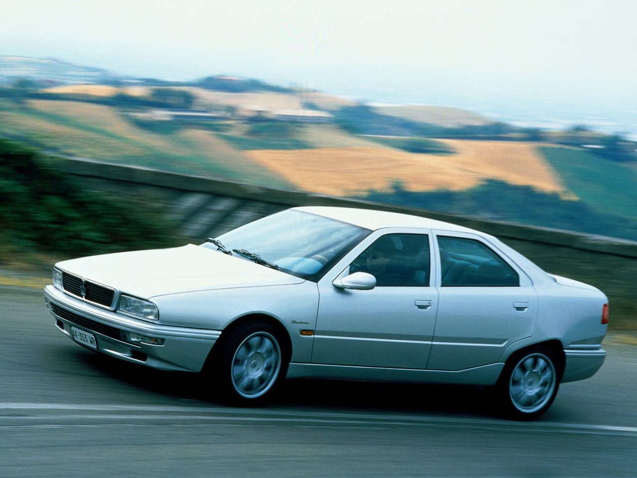 Maserati Quattroporte IV (Седан, 1994-2000)