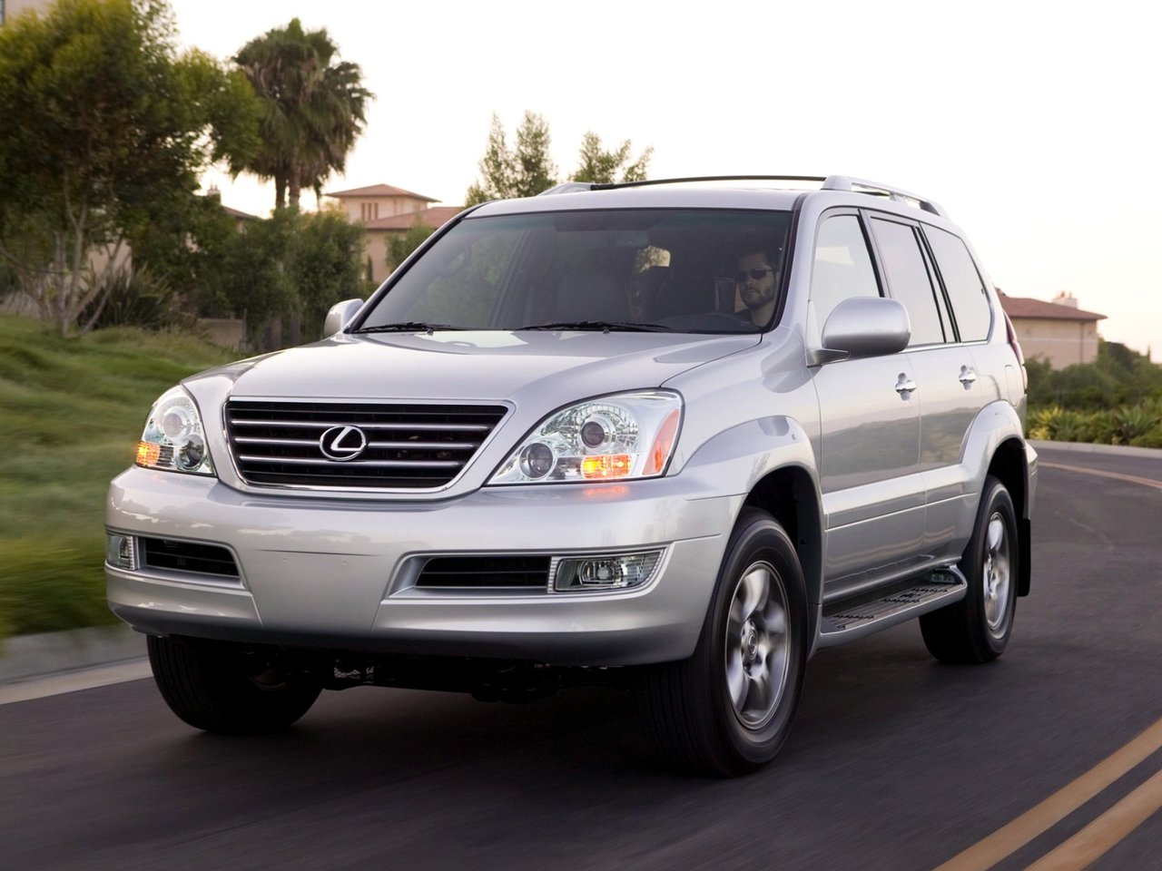 Lexus GX I (Внедорожник 5 дверей, 2002-2009)