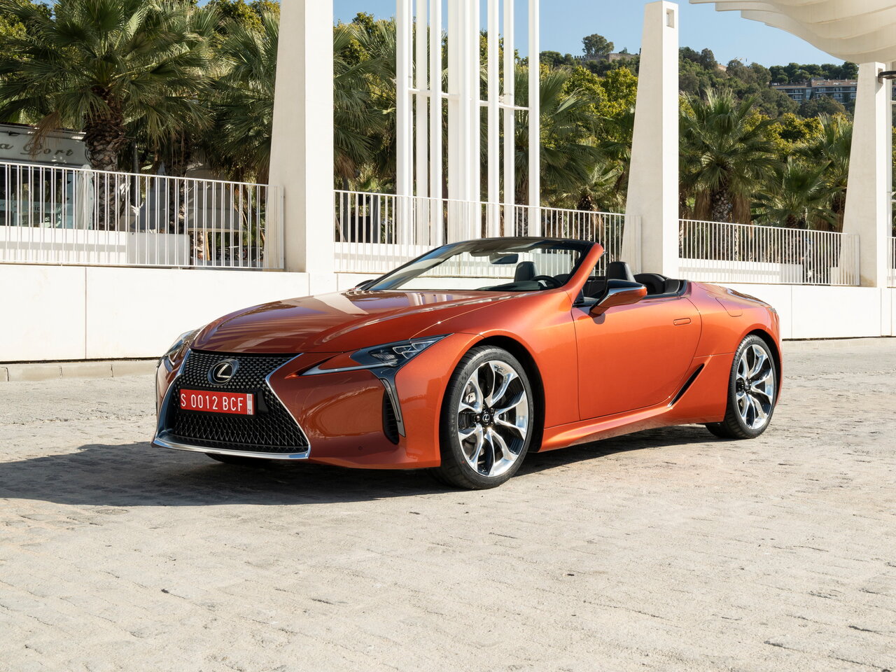 Lexus LC I (Кабриолет, 2017-н.в.)