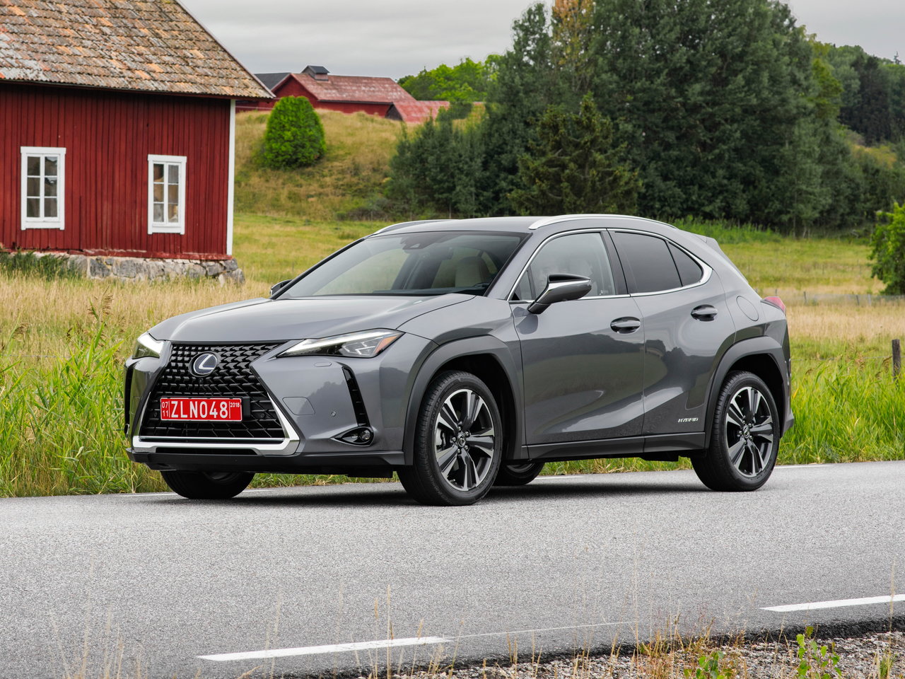 Lexus UX I (Внедорожник 5 дверей, 2018-н.в.)