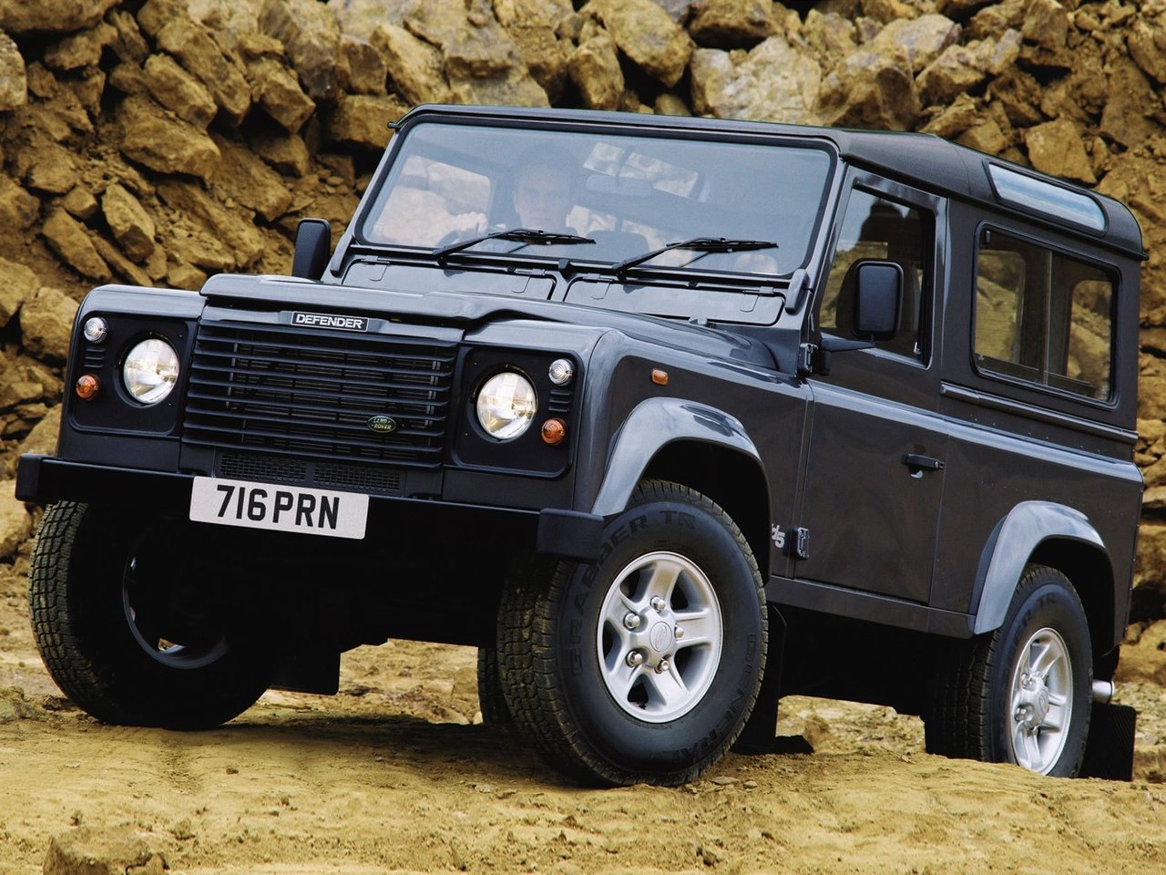 Land Rover Defender I (Внедорожник 3 двери, 1983-2007)