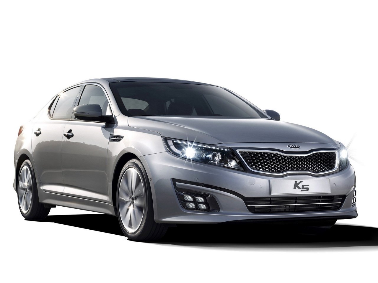 Kia K5 I Рестайлинг (Седан, 2013-2015)