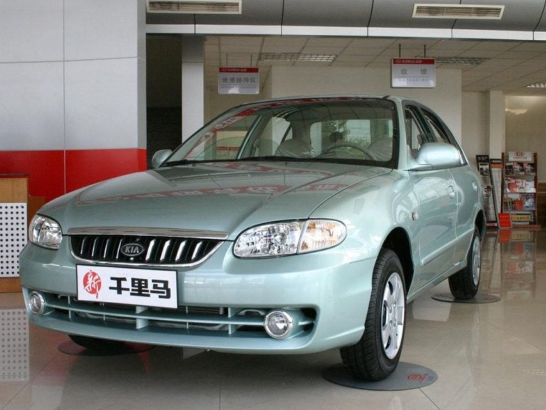 Kia Quanlima (Седан, 2002-2006)