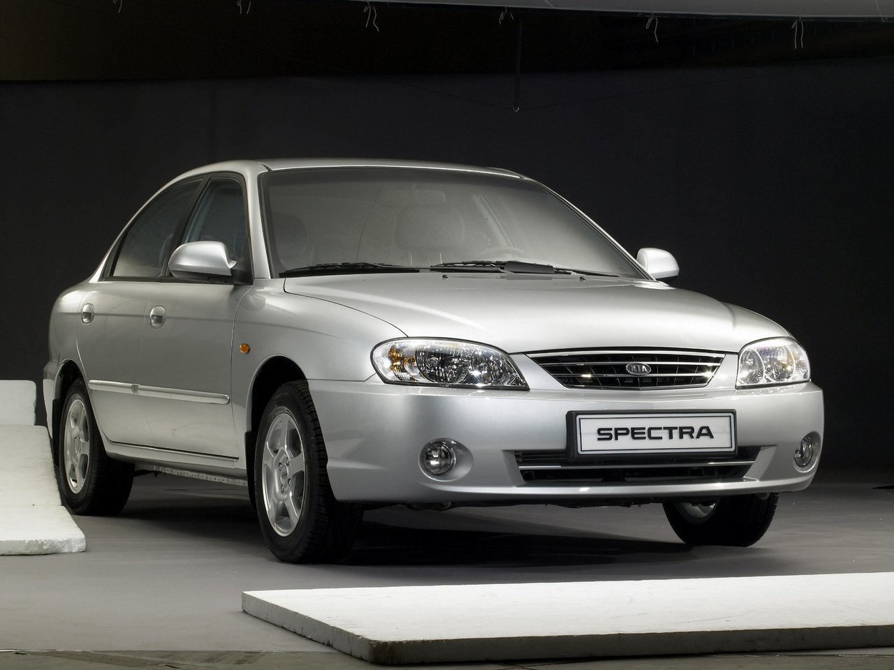 Kia Spectra I Рестайлинг 2 (Седан, 2004-2011)