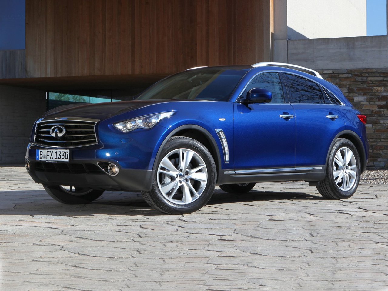 Infiniti FX II Рестайлинг (Внедорожник 5 дверей, 2011-2013)