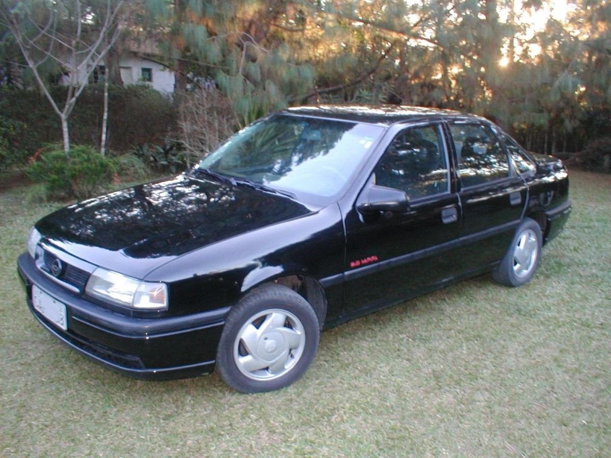 Chevrolet Vectra I (Седан, 1993-1996)