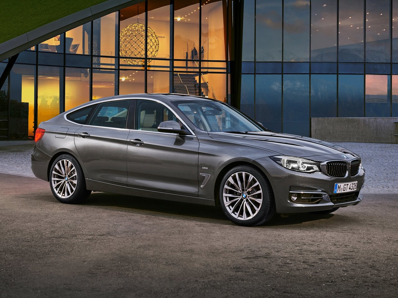 BMW 3er VI F3x Рестайлинг (Лифтбек, 2015-н.в.)