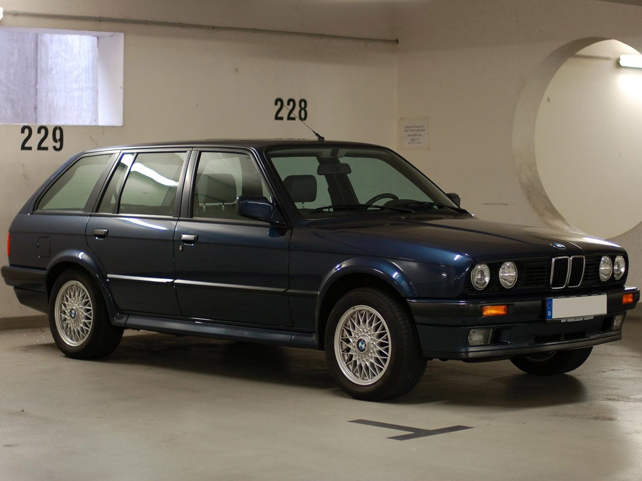 BMW 3er II E30 (5-дверный универсал, 1982-1994)